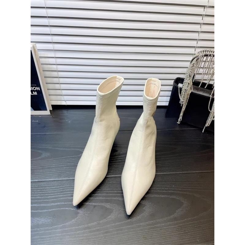 2025 осень и зима новый зарубежный стиль тонкий универсальный рукав острый носок тонкий каблук ol для通勤 женские ботильоны ботильоны на высоком каблуке короткие ботинки 39 белый
2025 осень и зима новый зарубежный стиль тонкий универсальный рукав острый носок тонкий каблук ol для通勤 женские ботильоны ботильоны на высоком каблуке короткие ботинки 39 белый