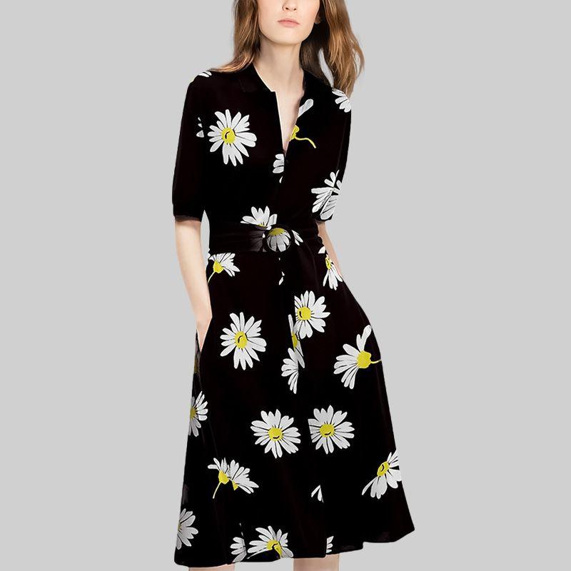 Stylish Printed Slim-Fit Dress Black + big chrysanthemum (short sleeve XL
Stylish Printed Slim-Fit Dress Black + big chrysanthemum (short sleeve XL