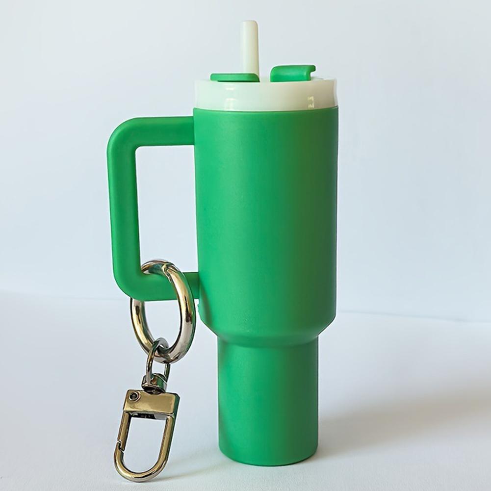 Mini Tumbler Keychain Pendant Key Purse Y2K Handbag Charms for Women Water Bottle Keychain with Bag Charm Kawaii Cup Accessories зелёный
Mini Tumbler Keychain Pendant Key Purse Y2K Handbag Charms for Women Water Bottle Keychain with Bag Charm Kawaii Cup Accessories зелёный