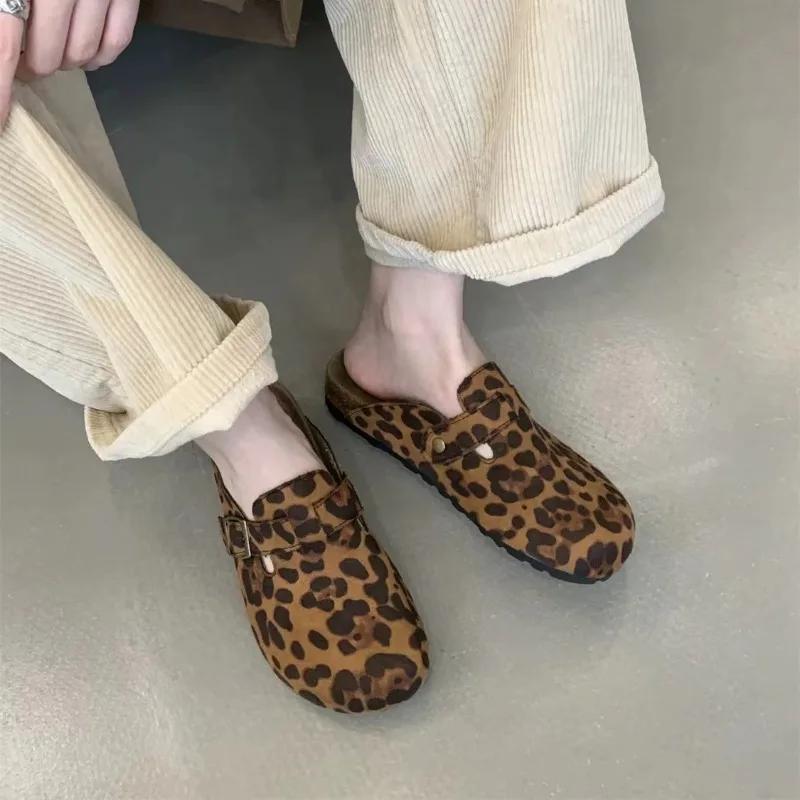 Женские тапочки Новые закрытые сандалии-сабо Модные ретро-шлепанцы Женские удобные тапочки для улицы Женские Zapatos De Mujer 35
Женские тапочки Новые закрытые сандалии-сабо Модные ретро-шлепанцы Женские удобные тапочки для улицы Женские Zapatos De Mujer 35