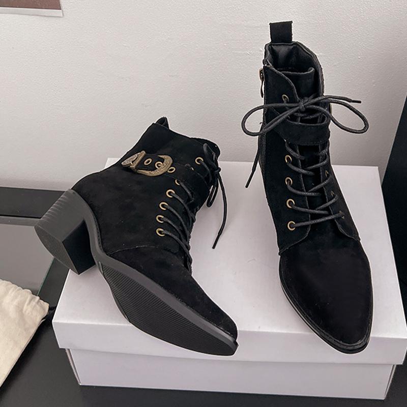 Женские ботильоны на высоком каблуке Модные туфли на шнуровке с острым носком Платье Зимние женские сапоги 2025 Дизайнерские туфли-лодочки Роскошные женские ботинки 35 чёрный
Женские ботильоны на высоком каблуке Модные туфли на шнуровке с острым носком Платье Зимние женские сапоги 2025 Дизайнерские туфли-лодочки Роскошные женские ботинки 35 чёрный