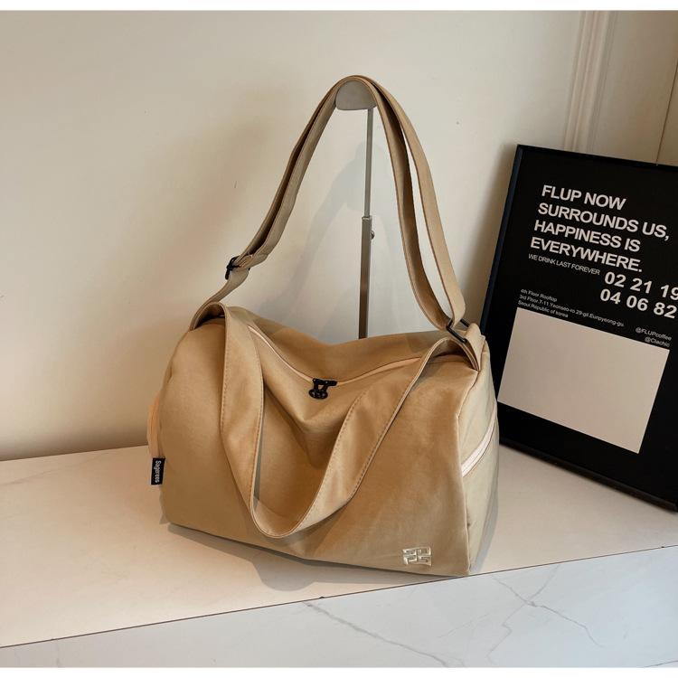 2025 модная новая женская сумка через плечо, простая и универсальная, повседневная сумочка для коротких поездок хаки