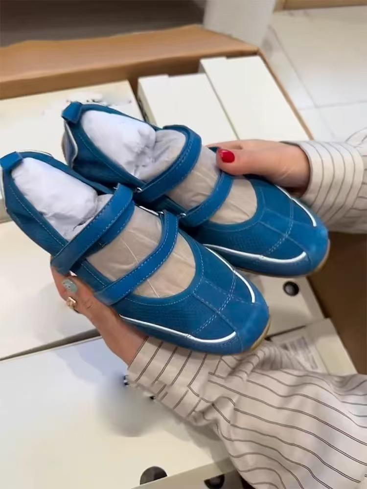 Кожаные невидимые увеличивающие рост подошвы красные женские новые универсальные балетки спортивные туфли Мэри Джейн женские 40 синий
Кожаные невидимые увеличивающие рост подошвы красные женские новые универсальные балетки спортивные туфли Мэри Джейн женские 40 синий