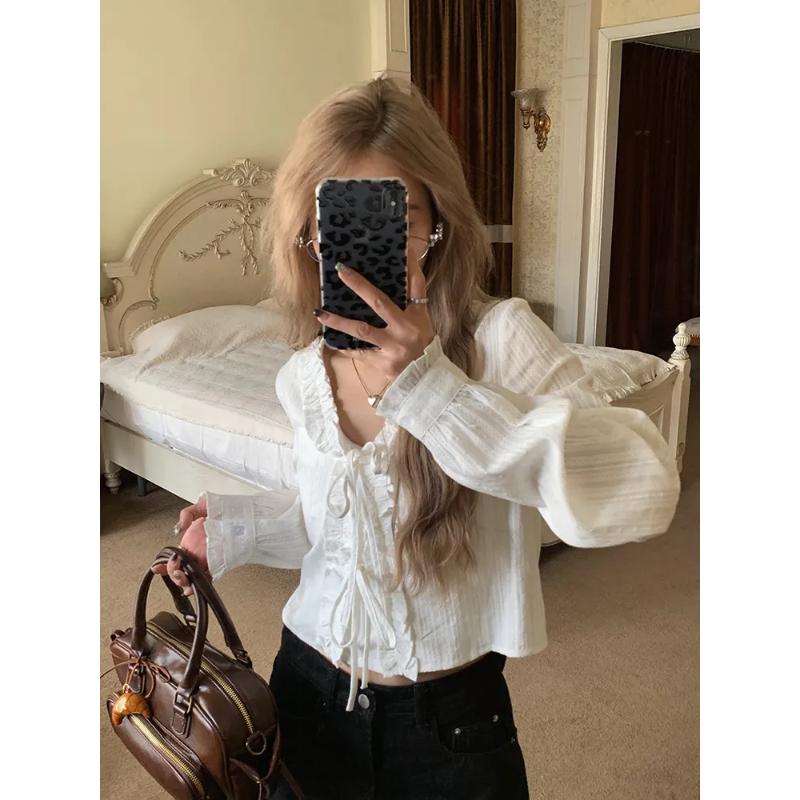 Women s Ruffled Tie Front Blouse Long Puff Sleeve Casual White Shirt Y2K Aesthetic Top S білий
Women s Ruffled Tie Front Blouse Long Puff Sleeve Casual White Shirt Y2K Aesthetic Top S білий