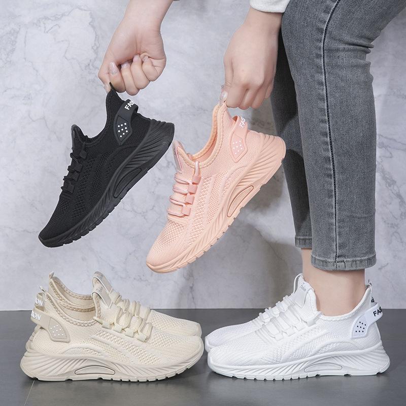 Жіноче взуття Легке повсякденне взуття для жінок Кросівки Зручне спортивне взуття 43 білий
Жіноче взуття Легке повсякденне взуття для жінок Кросівки Зручне спортивне взуття 43 білий