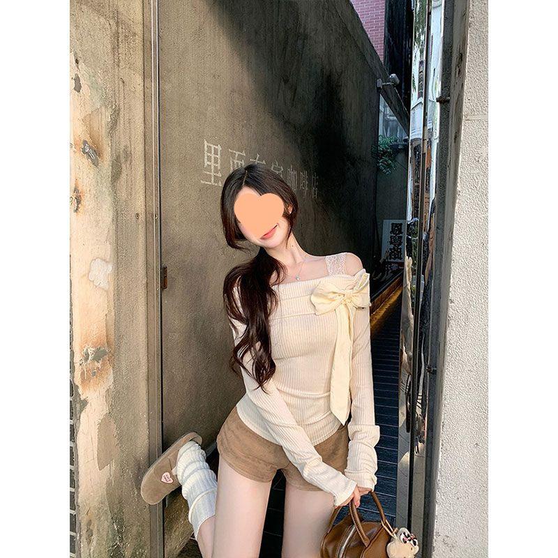 Pure Desire Pink One-Shoulder Long-Sleeve Top for Women – Autumn/Winter, with Bow Detail, Off-the-Shoulder, Slim-Fit, Stunning Sweet Style. XL (Recommended for 57-65 kg)
Pure Desire Pink One-Shoulder Long-Sleeve Top for Women – Autumn/Winter, with Bow Detail, Off-the-Shoulder, Slim-Fit, Stunning Sweet Style. XL (Recommended for 57-65 kg)