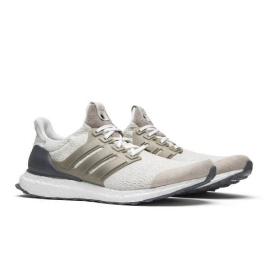 adidas Sneakersnstuff x Social Status x UltraBoost Lux Vintage White DB0338 EU 43 білий/шоколад коричневого кольору
adidas Sneakersnstuff x Social Status x UltraBoost Lux Vintage White DB0338 EU 43 білий/шоколад коричневого кольору