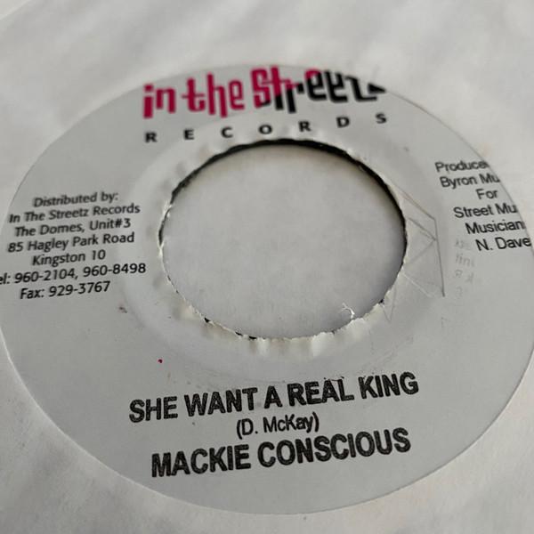 7inch Record MACKIE CONSCIOUS / CHRISTOPHER - She Want A Real King / I m Sorry NONE In The Streetz Jamaica Reggae, Ska & Dub Used
7inch Record MACKIE CONSCIOUS / CHRISTOPHER - She Want A Real King / I m Sorry NONE In The Streetz Jamaica Reggae, Ska & Dub Used