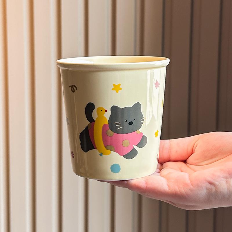 Cute cartoon puppy holding cup ceramic mug especially beautiful coffee cup girls breakfast milk cup 301-400ml
Cute cartoon puppy holding cup ceramic mug especially beautiful coffee cup girls breakfast milk cup 301-400ml