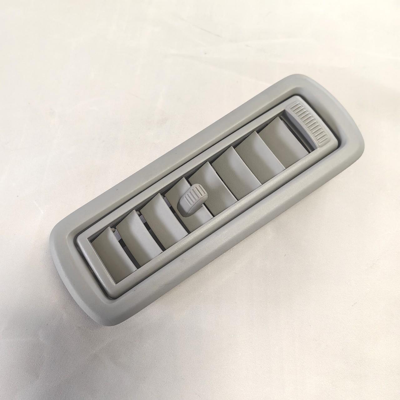 63610-0E030 Roof Air Vent Cover Trim for 2021-2025 Toyota Sienna Used
63610-0E030 Roof Air Vent Cover Trim for 2021-2025 Toyota Sienna Used