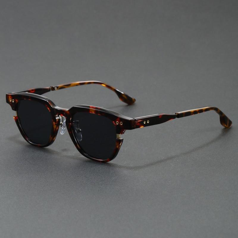 High-End Oval Frame Designer Sunglasses for Women Men UV400 Protection Sun Glasses with PC Lenses Retro Chic Outdoor Eyewear as pictures
High-End Oval Frame Designer Sunglasses for Women Men UV400 Protection Sun Glasses with PC Lenses Retro Chic Outdoor Eyewear as pictures