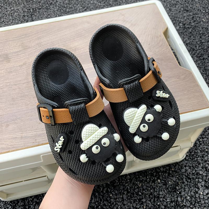 Children s Summer Slippers for Boys and Girls, Baby Clogs, Indoor and Outdoor Non-Slip Kids Eva Closed-Toe Sandals 26-27
Children s Summer Slippers for Boys and Girls, Baby Clogs, Indoor and Outdoor Non-Slip Kids Eva Closed-Toe Sandals 26-27