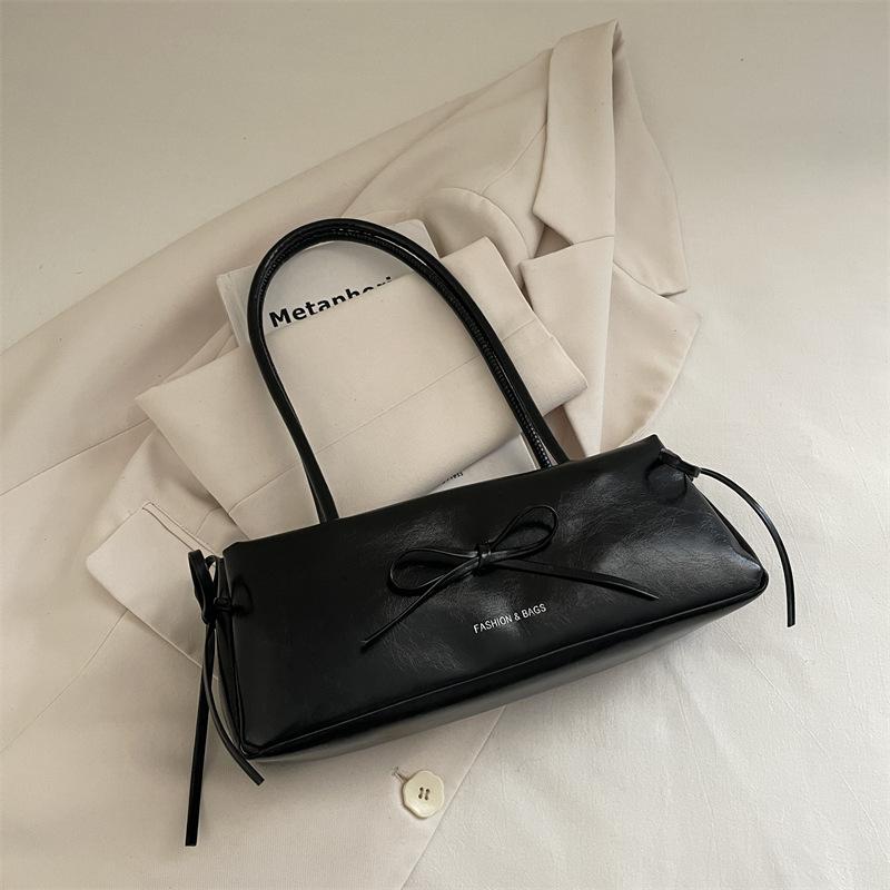 Solid Color Bow Pu Shoulder Underarm Bags for Women Travel Large Capacity Ladies Handbag Simple Portable Female Pillow Bag Tote чёрный
Solid Color Bow Pu Shoulder Underarm Bags for Women Travel Large Capacity Ladies Handbag Simple Portable Female Pillow Bag Tote чёрный