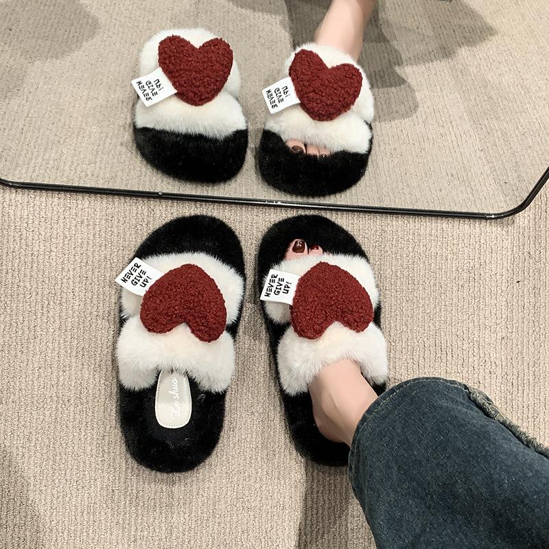Premium thick bottom fluffy slippers women wear new autumn and winter Internet celebrity peach heart plush heightening cotton slippers 35 білий
Premium thick bottom fluffy slippers women wear new autumn and winter Internet celebrity peach heart plush heightening cotton slippers 35 білий