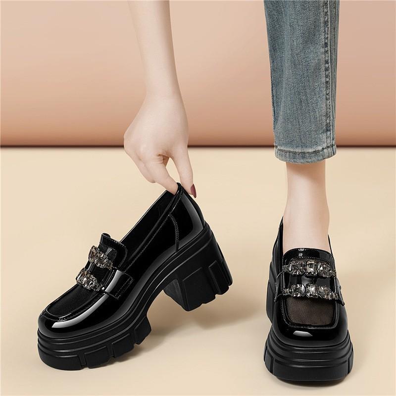 New height-increasing leather shoes, loafers, patent leather, thick heels, small people, versatile and comfortable women s shoes 40
New height-increasing leather shoes, loafers, patent leather, thick heels, small people, versatile and comfortable women s shoes 40