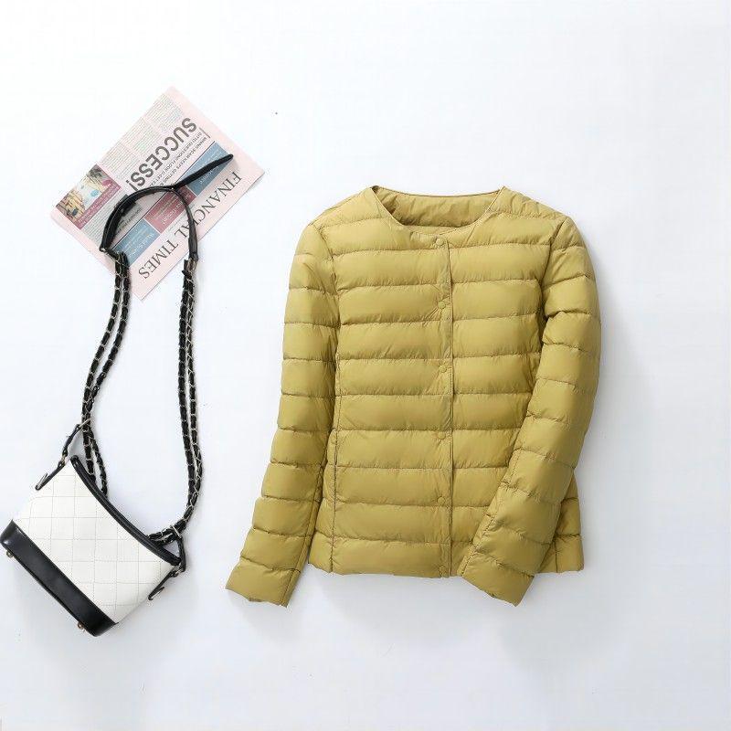 Women s Lightweight Convertible V-Neck Down Jacket - White Duck Down, Collarless, Warm Inner Layer Coat 4XL 77.5-87.5 kg
Women s Lightweight Convertible V-Neck Down Jacket - White Duck Down, Collarless, Warm Inner Layer Coat 4XL 77.5-87.5 kg