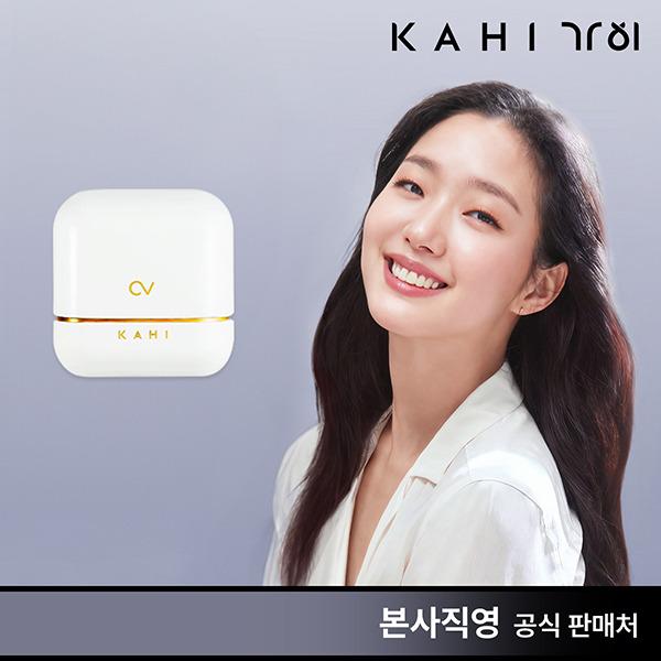 KAHI s latest Caviar Shine Fit Sun Stick 13.5g
KAHI s latest Caviar Shine Fit Sun Stick 13.5g