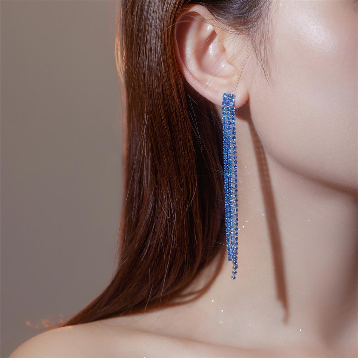 Тонкие серьги-кисточки в корейском стиле – длинные, блестящие, свадебная мода One Pair
Тонкие серьги-кисточки в корейском стиле – длинные, блестящие, свадебная мода One Pair