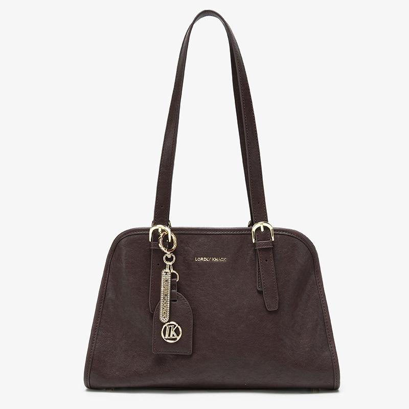 2024 Winter New Niche Handbag Fashionable Commuting Large Capacity High-End Single Shoulder Underarm Tote Bag for Women темно-коричневого кольору
2024 Winter New Niche Handbag Fashionable Commuting Large Capacity High-End Single Shoulder Underarm Tote Bag for Women темно-коричневого кольору