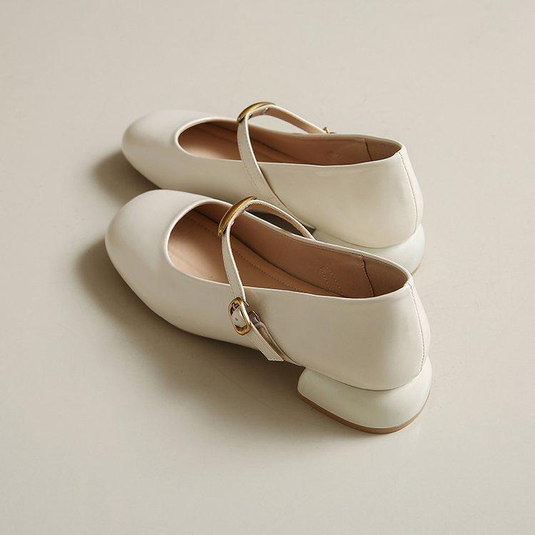 Soft leather version~ French Xiaoxiangfeng thick heel shallow mouth single shoes women s 2025 new spring and autumn round head versatile Mary Jane 40
Soft leather version~ French Xiaoxiangfeng thick heel shallow mouth single shoes women s 2025 new spring and autumn round head versatile Mary Jane 40
