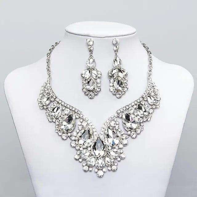 Ladies multicolored cubic zirconia amethyst, ladies fashionable luxurious elegant romantic rhinestone, earring necklace set белый
Ladies multicolored cubic zirconia amethyst, ladies fashionable luxurious elegant romantic rhinestone, earring necklace set белый