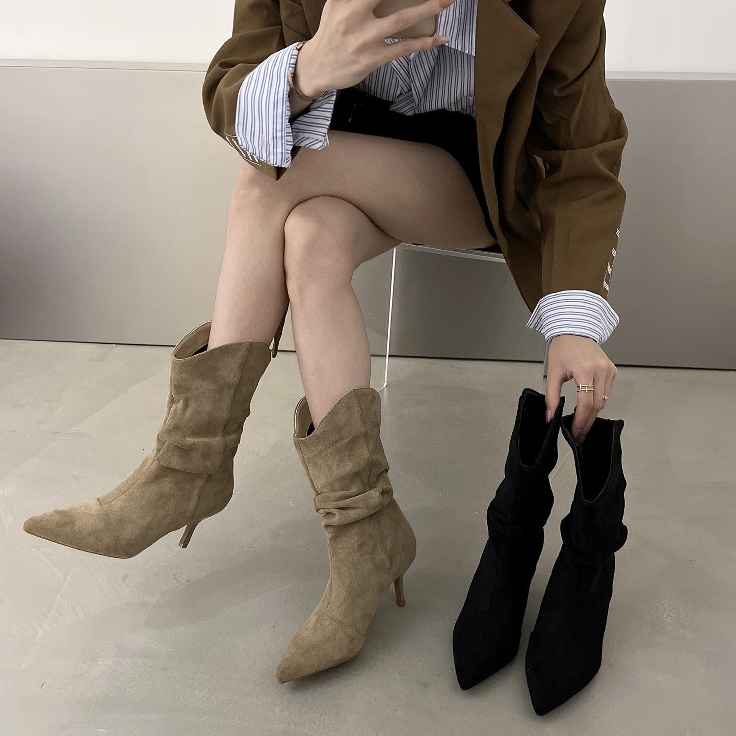 High heels women s short boots French small ankle boots popular pointed babes pile boots 2025 new Martin boots 39 чорний
High heels women s short boots French small ankle boots popular pointed babes pile boots 2025 new Martin boots 39 чорний