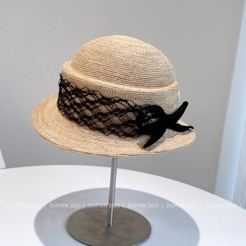 Designer Hats Fashion Natural Straw Beach Straw Hat For Women French Hepburn Style Summer Sun Hat Vintage Basin Hat 56-58CM чорний
Designer Hats Fashion Natural Straw Beach Straw Hat For Women French Hepburn Style Summer Sun Hat Vintage Basin Hat 56-58CM чорний