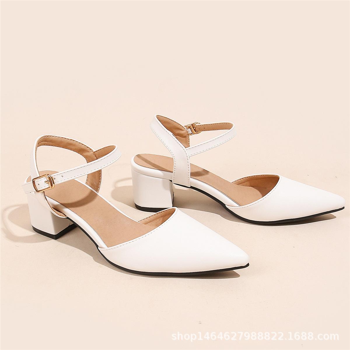 Summer front bag head back empty low heel women s shoes spring and summer new one-word buckle with exposed heel elegant pointed high heel cool 43 темно-коричневого кольору
Summer front bag head back empty low heel women s shoes spring and summer new one-word buckle with exposed heel elegant pointed high heel cool 43 темно-коричневого кольору