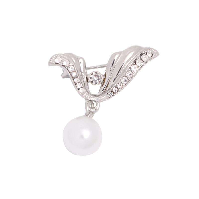Exquisite White Pearl Brooch Women s Brooches Crystal Rhinestone Water Droplet Pendant Pins Clothing Coat Luxury Jewelry Gifts
Exquisite White Pearl Brooch Women s Brooches Crystal Rhinestone Water Droplet Pendant Pins Clothing Coat Luxury Jewelry Gifts