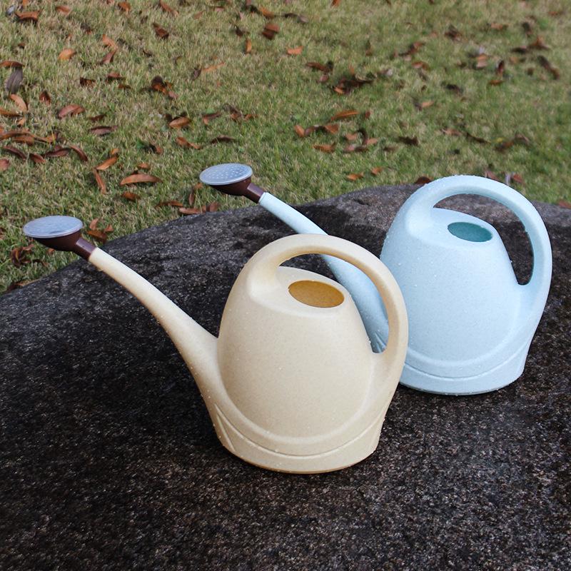 3.5L Long Spout Watering Can with Shower Head - Large Capacity for Plant and Vegetable Care
3.5L Long Spout Watering Can with Shower Head - Large Capacity for Plant and Vegetable Care