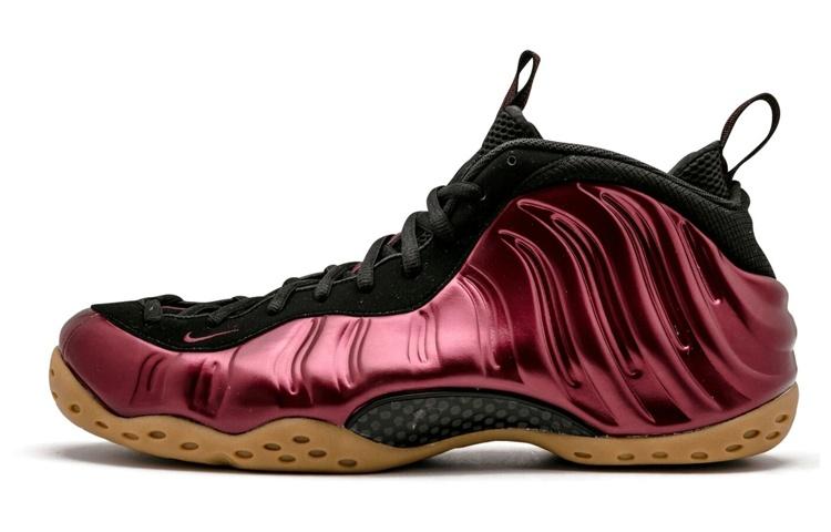 Nike Air Foamposite One Maroon 314996-601 38.5
Nike Air Foamposite One Maroon 314996-601 38.5