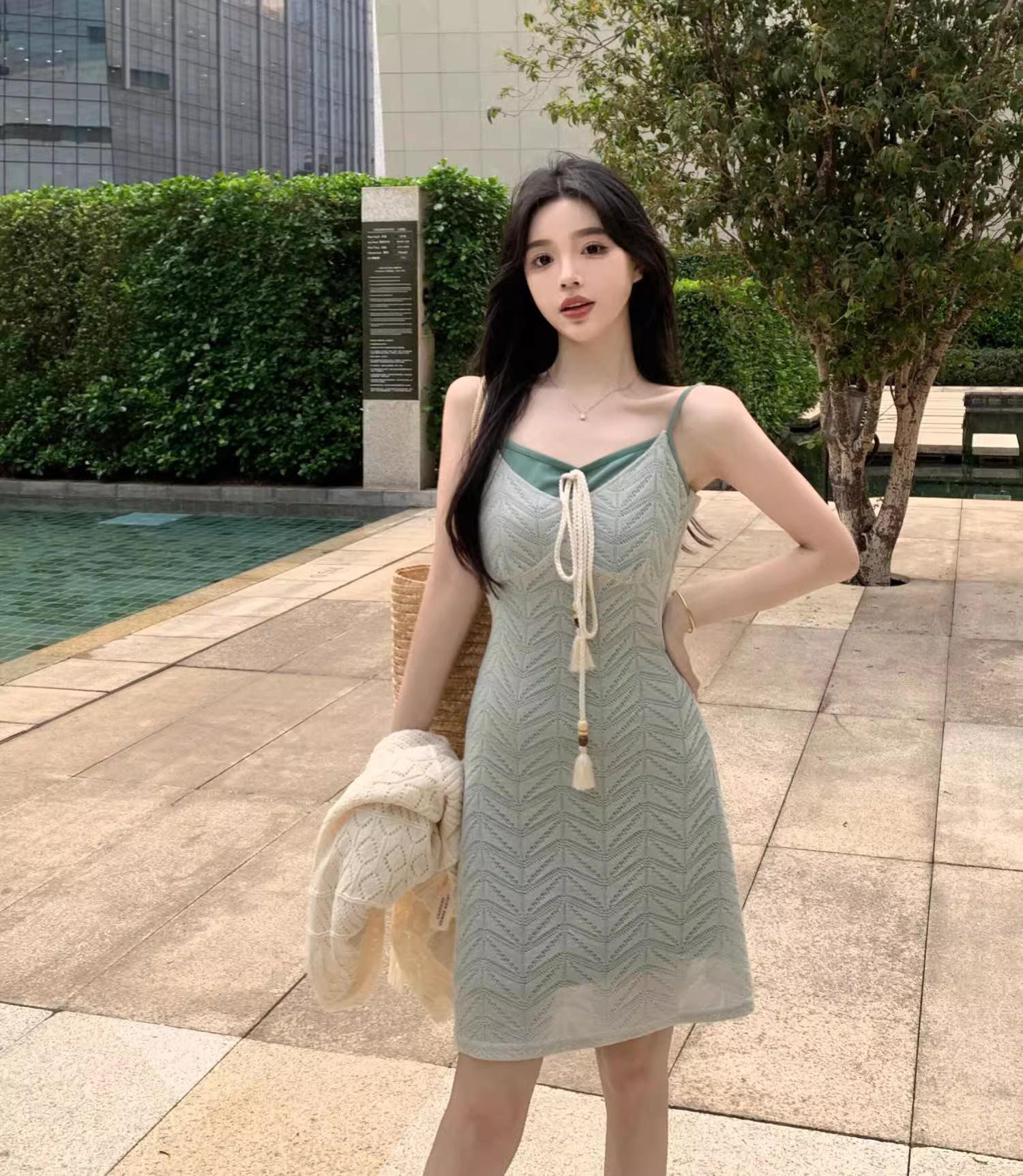 Летний трендовый комплект платья-слинга с шалью 2025 - Женская мода больших размеров L (105-120 lbs)
Летний трендовый комплект платья-слинга с шалью 2025 - Женская мода больших размеров L (105-120 lbs)