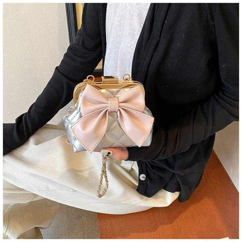 Sweet and cute mini bag, women s spring new bow messenger bag, high-end earphone bag, red envelope. розовый
Sweet and cute mini bag, women s spring new bow messenger bag, high-end earphone bag, red envelope. розовый