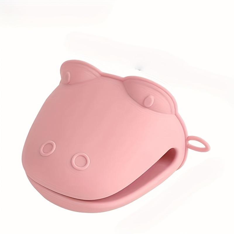 Cute Crocodile Kitchen Tong Silicone Heat-resistant Insulation Gloves Hot Pot Holder Thickened Non-Slip Grip Kitchen Baking Tool
Cute Crocodile Kitchen Tong Silicone Heat-resistant Insulation Gloves Hot Pot Holder Thickened Non-Slip Grip Kitchen Baking Tool