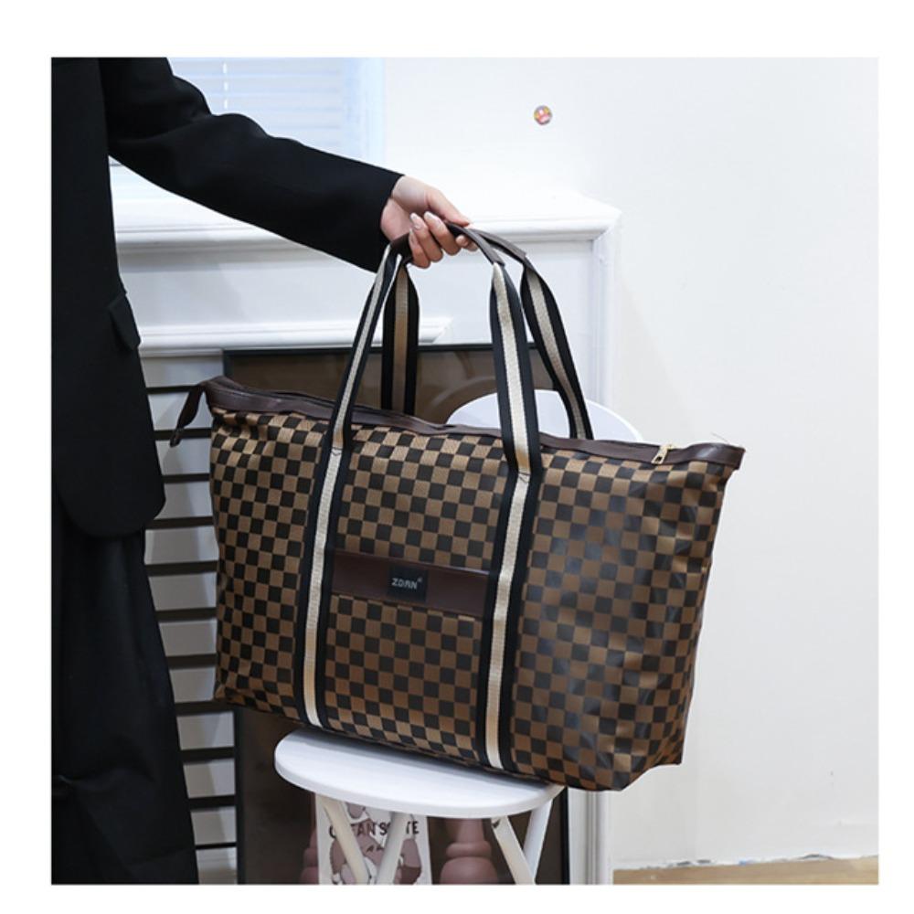 Large capacity travel bag shoulder backpack short distance yoga bag fitness bag lightweight handbag темно-коричневого кольору
Large capacity travel bag shoulder backpack short distance yoga bag fitness bag lightweight handbag темно-коричневого кольору