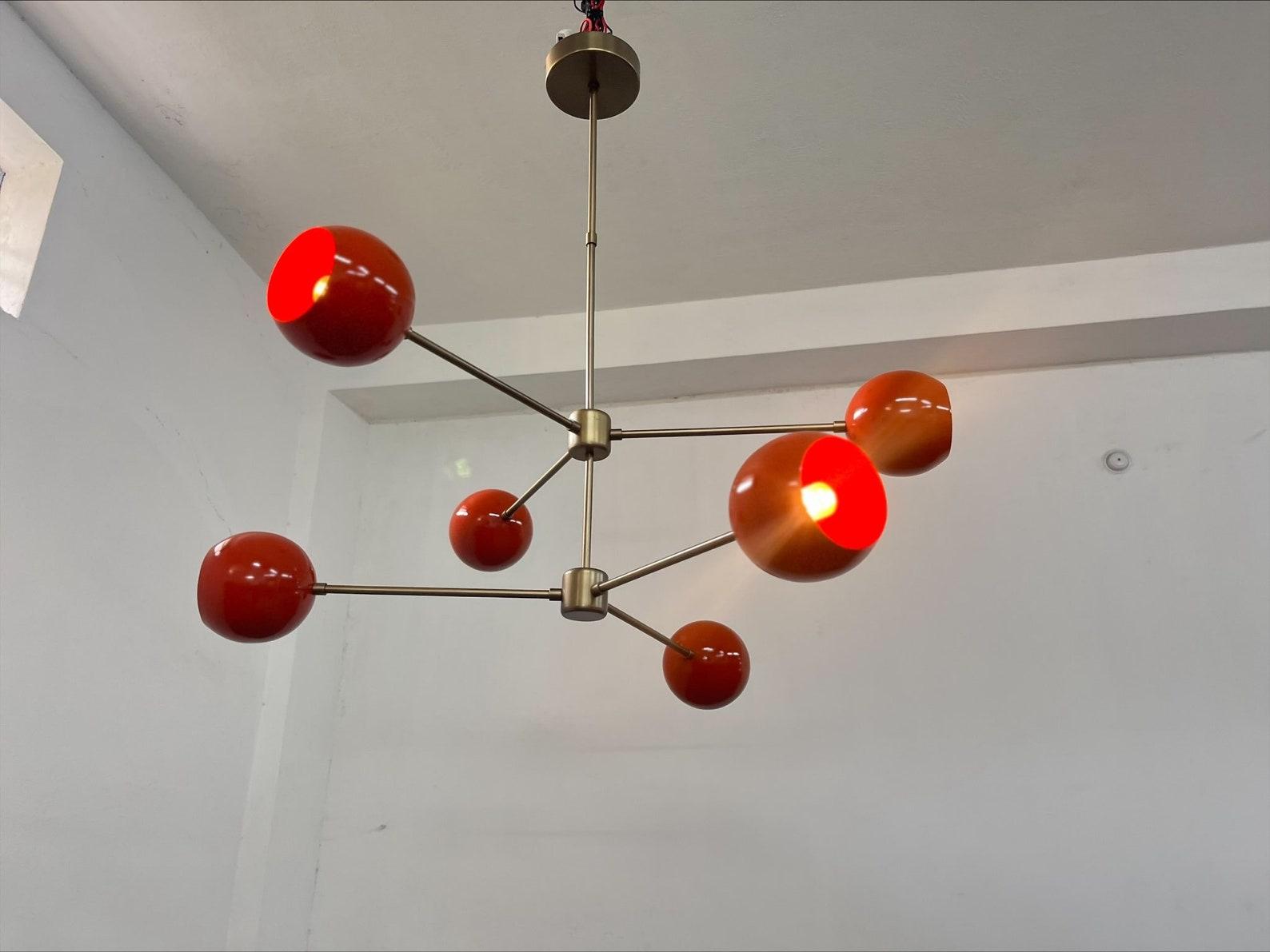 Красива Ручної Роботи Латунна Сучасна Люстра Спутник з 6 Ріжками Світильник Стеля Середини Століття Для Їдальні
Красива Ручної Роботи Латунна Сучасна Люстра Спутник з 6 Ріжками Світильник Стеля Середини Століття Для Їдальні