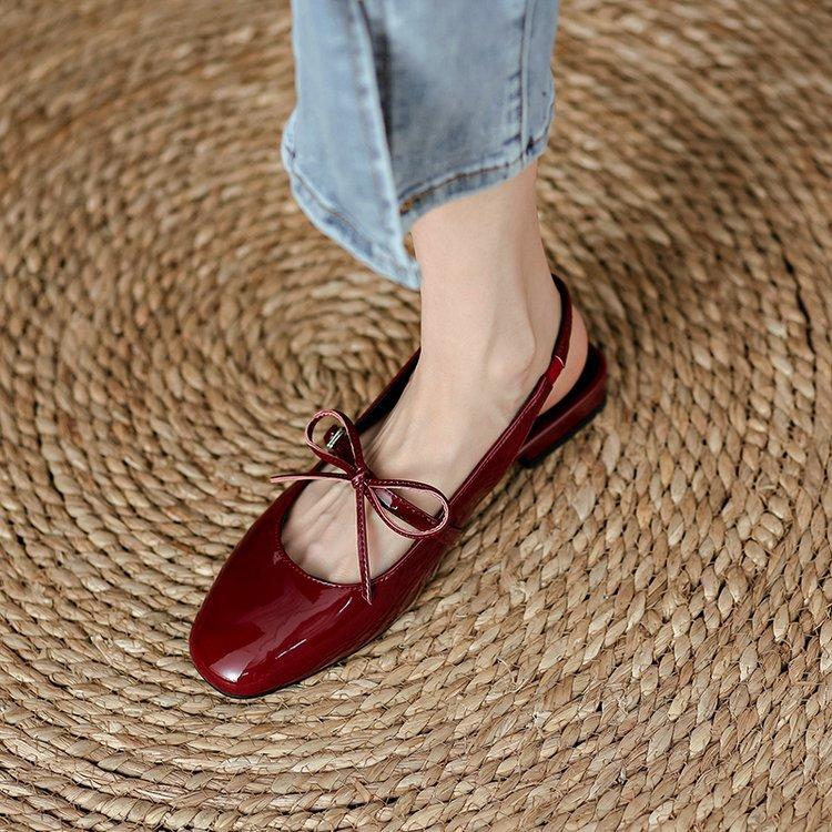 French retro square head women s shoes new flat bottom light mouth low heel casual single shoes bag head bow back strap sandals 39 срібний
French retro square head women s shoes new flat bottom light mouth low heel casual single shoes bag head bow back strap sandals 39 срібний
