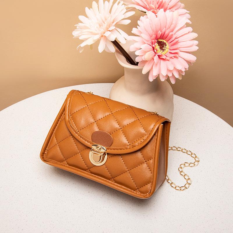 Маленька сумка жіночі сумки з вишитою діамантом сумка 2024 нова жіноча сумка через плече маленька квадратна сумка
Маленька сумка жіночі сумки з вишитою діамантом сумка 2024 нова жіноча сумка через плече маленька квадратна сумка