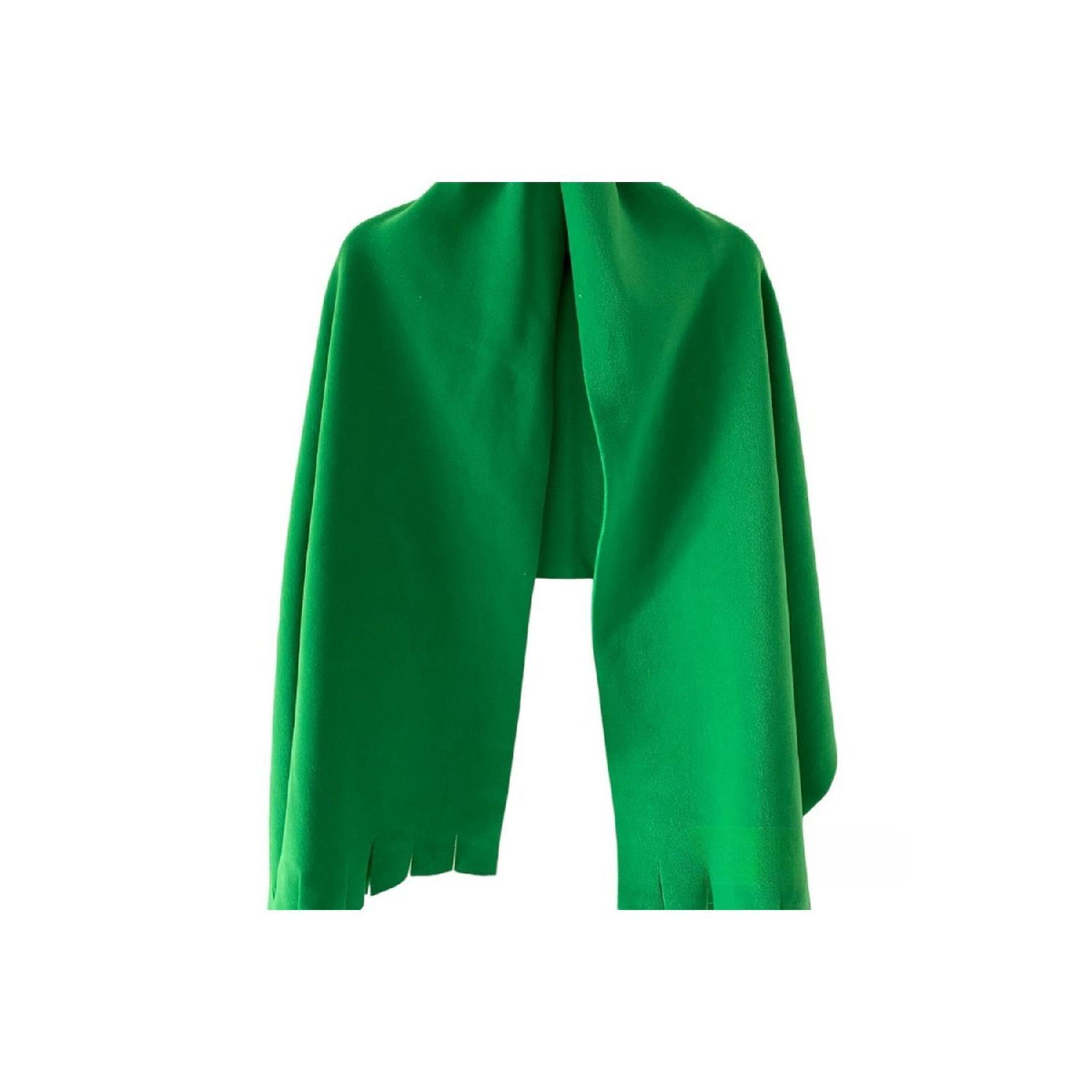 Light Green Winter Fleece Shoulder Shawl Soft Textured Thick Shoulder Shawl Scarf Cafe, Restaurant, Hotel Shawl 75 Cm 60 x 180 зелений
Light Green Winter Fleece Shoulder Shawl Soft Textured Thick Shoulder Shawl Scarf Cafe, Restaurant, Hotel Shawl 75 Cm 60 x 180 зелений