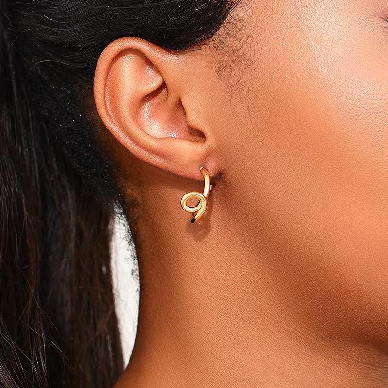 Twisted Coil Earrings for Women Irregular Curved Stud Earrings French Vintage European Style Sophisticated Jewelry золотий
Twisted Coil Earrings for Women Irregular Curved Stud Earrings French Vintage European Style Sophisticated Jewelry золотий