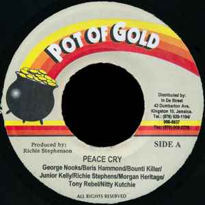 7inch Record GEORGE NOOKS / BERES HAMMOND / BOUN - Peace Cry none Pot Of Gold Jamaica Reggae, Ska & Dub Used
7inch Record GEORGE NOOKS / BERES HAMMOND / BOUN - Peace Cry none Pot Of Gold Jamaica Reggae, Ska & Dub Used