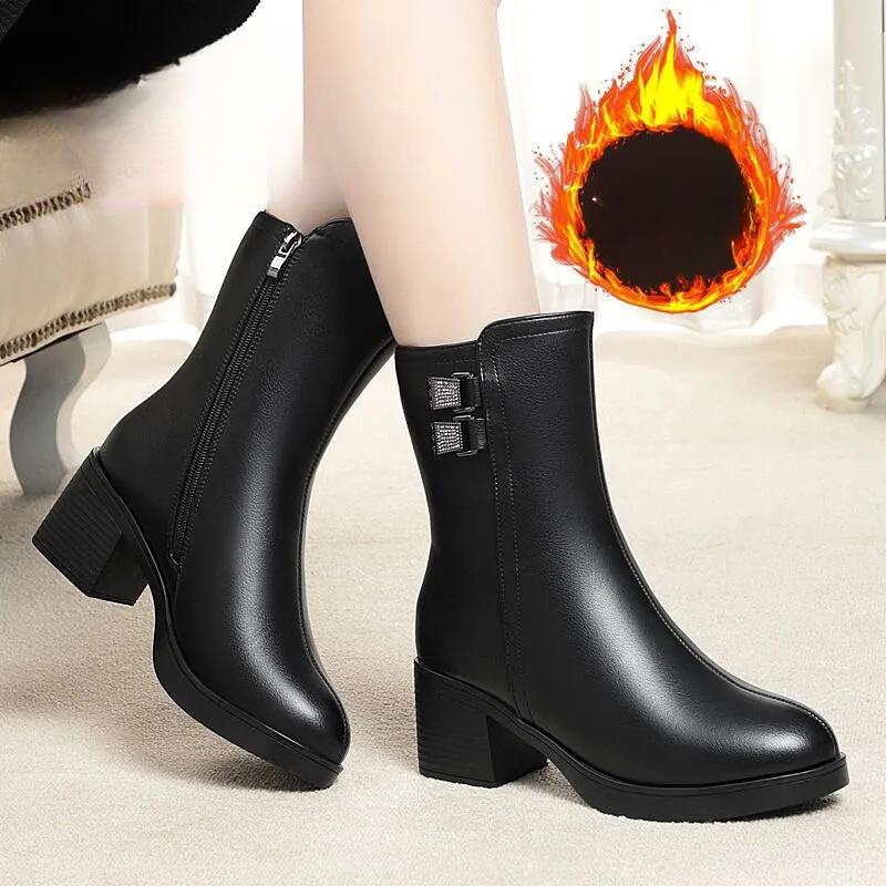 Зимние теплые шерстяные женские ботинки, короткие ботинки из мягкой кожи, ботинки на толстом хлопке с плюшевой подкладкой, ботинки до середины голенища, хлопковые туфли для мамы, толстый каблук 35 чёрный
Зимние теплые шерстяные женские ботинки, короткие ботинки из мягкой кожи, ботинки на толстом хлопке с плюшевой подкладкой, ботинки до середины голенища, хлопковые туфли для мамы, толстый каблук 35 чёрный