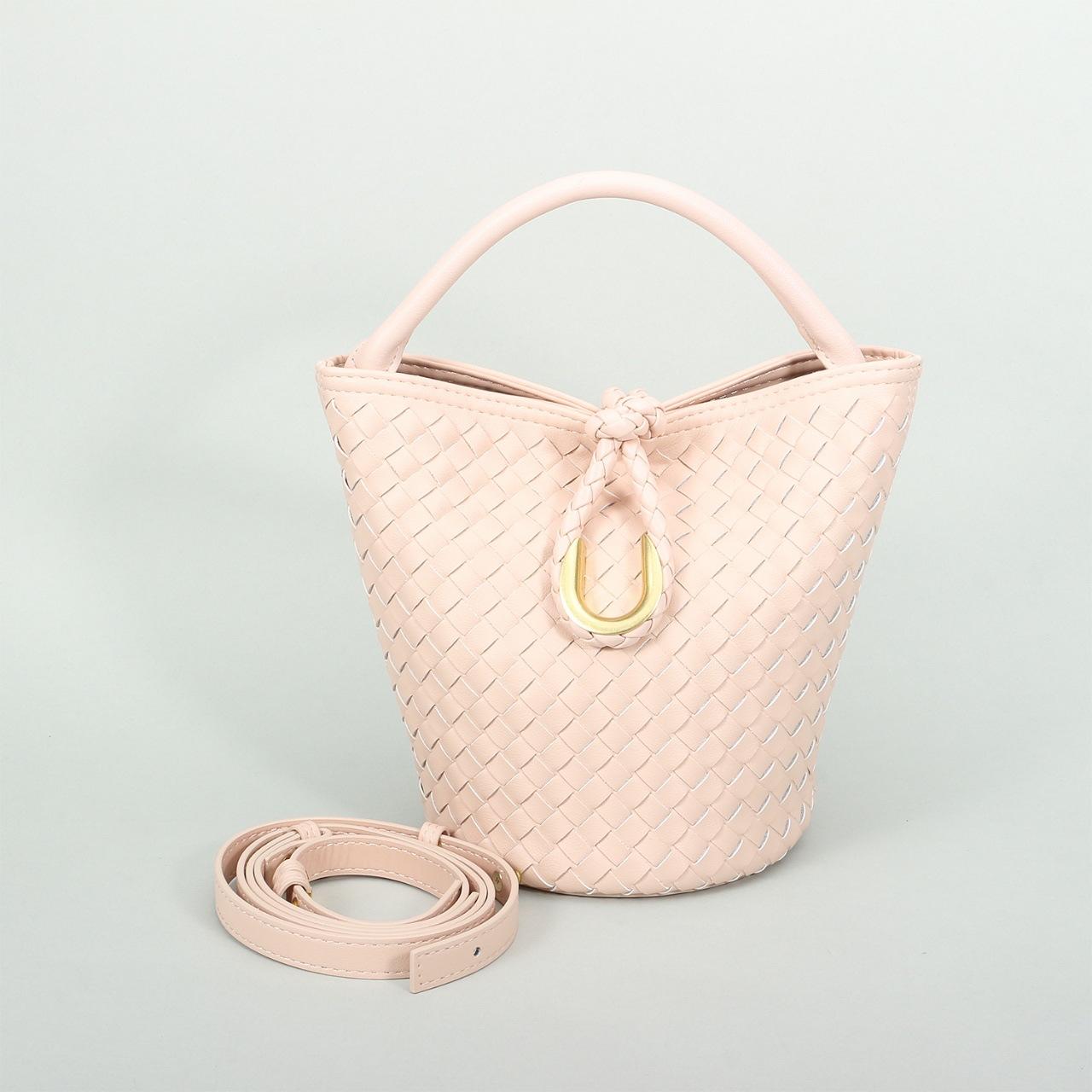 Cross Border Woven Bag Genuine Leather Handbag Women s Versatile Crossbody Commuting High-end Water Bucket 15x18x15
Cross Border Woven Bag Genuine Leather Handbag Women s Versatile Crossbody Commuting High-end Water Bucket 15x18x15