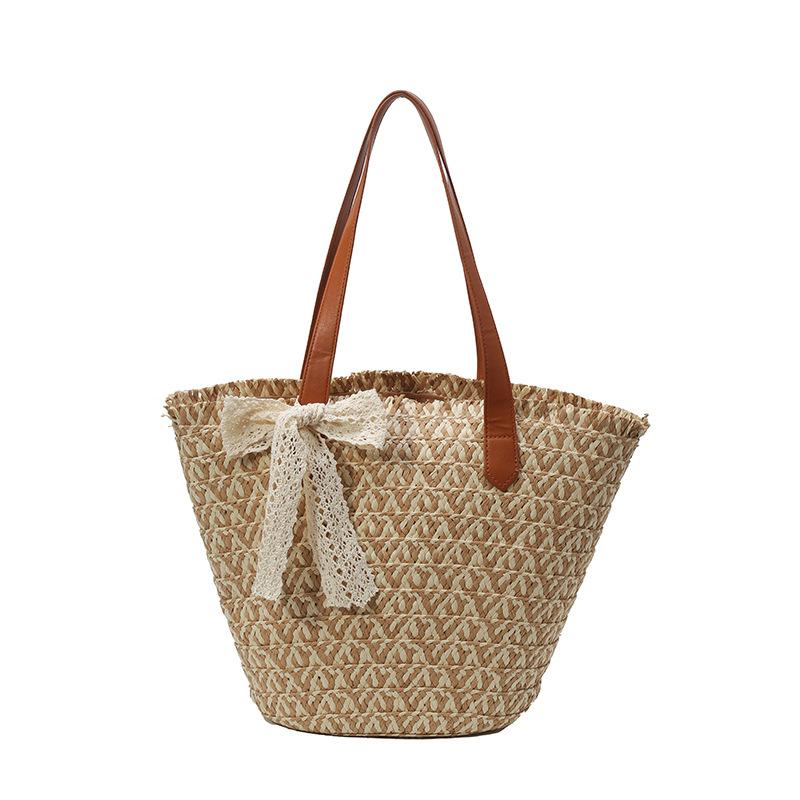 Fashion retro style personality pattern contrasting ladies Darong tote bag travel commuter women s shoulder armpit bag Contains silk scarves хаки
Fashion retro style personality pattern contrasting ladies Darong tote bag travel commuter women s shoulder armpit bag Contains silk scarves хаки
