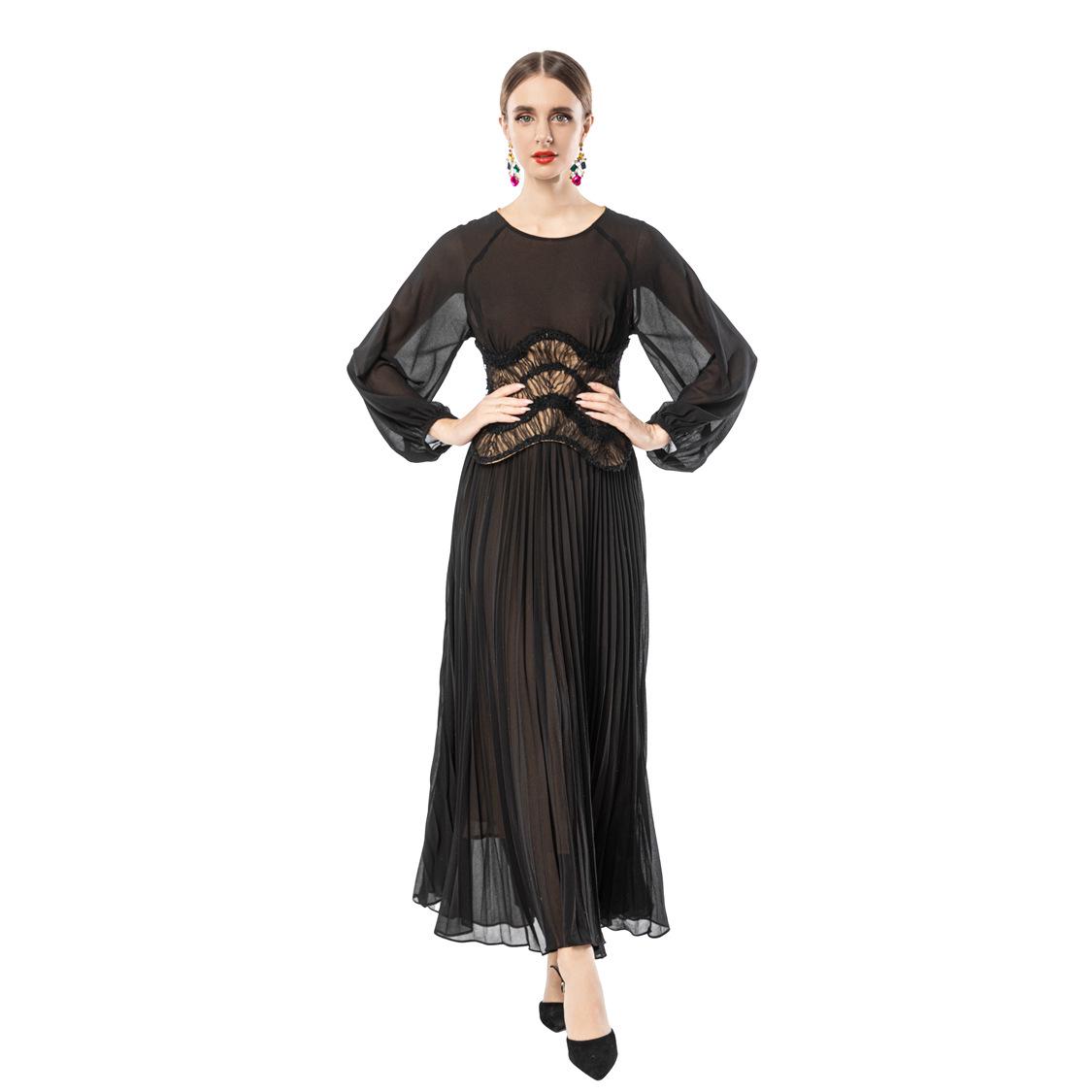 Chiffon Round Neck Lantern Sleeve Embroidered Pleated Midi Dress in Black Rose Red. L чорний
Chiffon Round Neck Lantern Sleeve Embroidered Pleated Midi Dress in Black Rose Red. L чорний