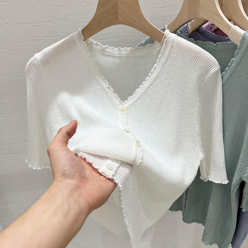 Large Size V-neck Ice Silk Sweater Fungus Short-sleeved Fashionable Cardigan Knitted Bottoming Shirt Summer Thin Jacket Top OneSize белый
Large Size V-neck Ice Silk Sweater Fungus Short-sleeved Fashionable Cardigan Knitted Bottoming Shirt Summer Thin Jacket Top OneSize белый