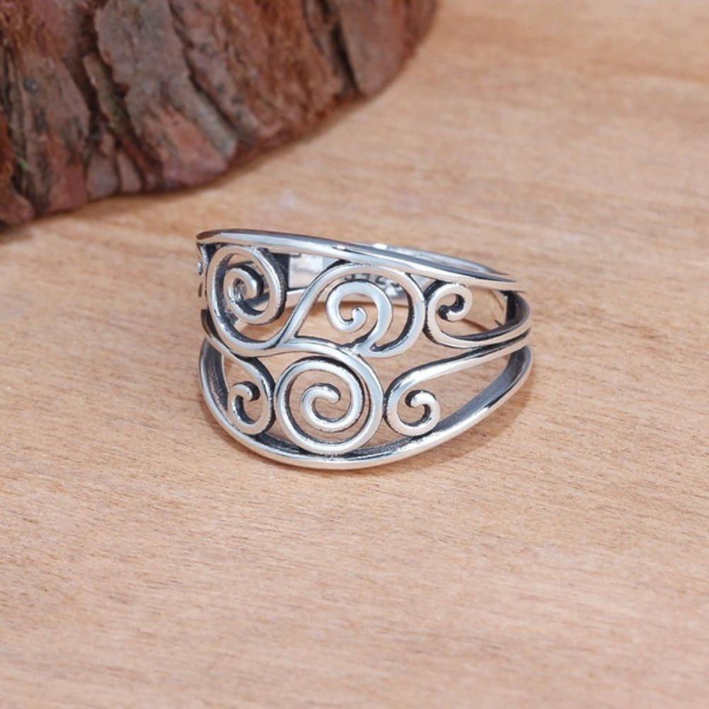 Vintage Hollow Flower Ring Black Thai Silver Engagement Rings for Women Elegant Bohemian Style Jewelry Gift no. 6
Vintage Hollow Flower Ring Black Thai Silver Engagement Rings for Women Elegant Bohemian Style Jewelry Gift no. 6