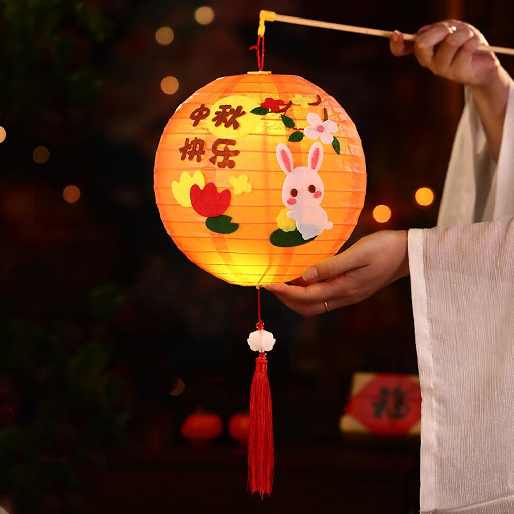 Traditional Round Flower Lamp Portable Handheld Paper Lantern Antique Lantern Hanfu Accessories Style 3
Traditional Round Flower Lamp Portable Handheld Paper Lantern Antique Lantern Hanfu Accessories Style 3