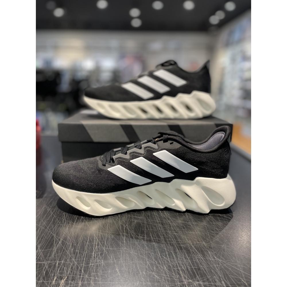 Мужской переключатель Adidas FWD ID1780 
Мужской переключатель Adidas FWD ID1780