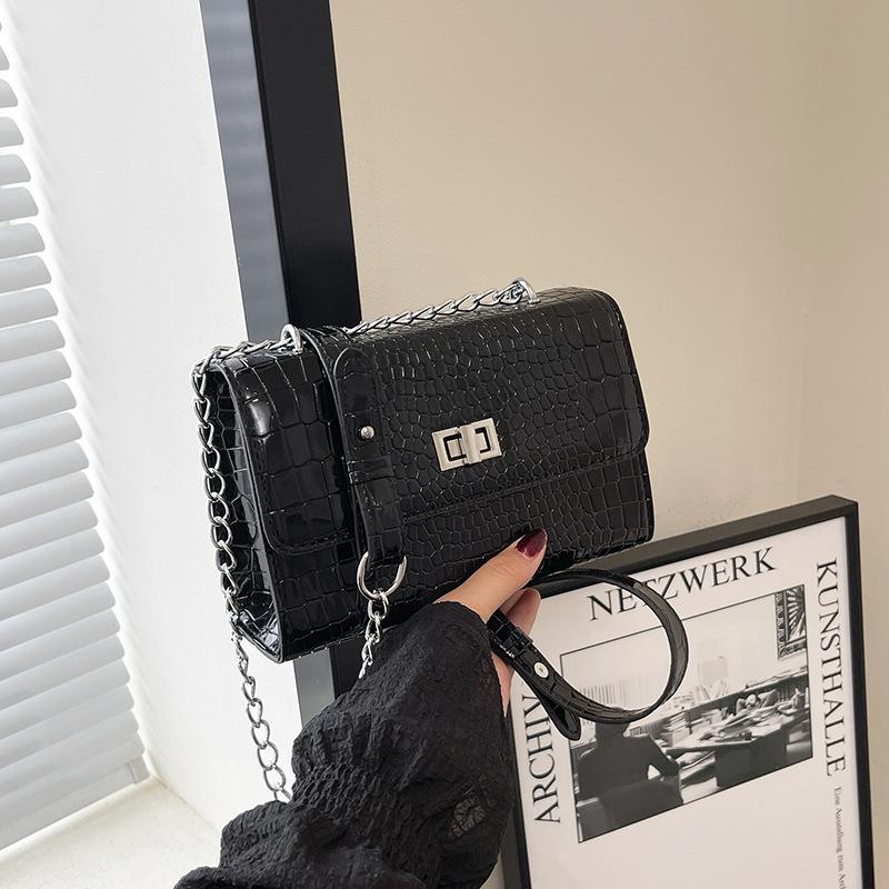 Премиальный бренд сумок, женская сумка, зарубежный стиль, цепочка, квадратная сумка через плечо, 2025 лето, новая сумка женская чёрный
Премиальный бренд сумок, женская сумка, зарубежный стиль, цепочка, квадратная сумка через плечо, 2025 лето, новая сумка женская чёрный